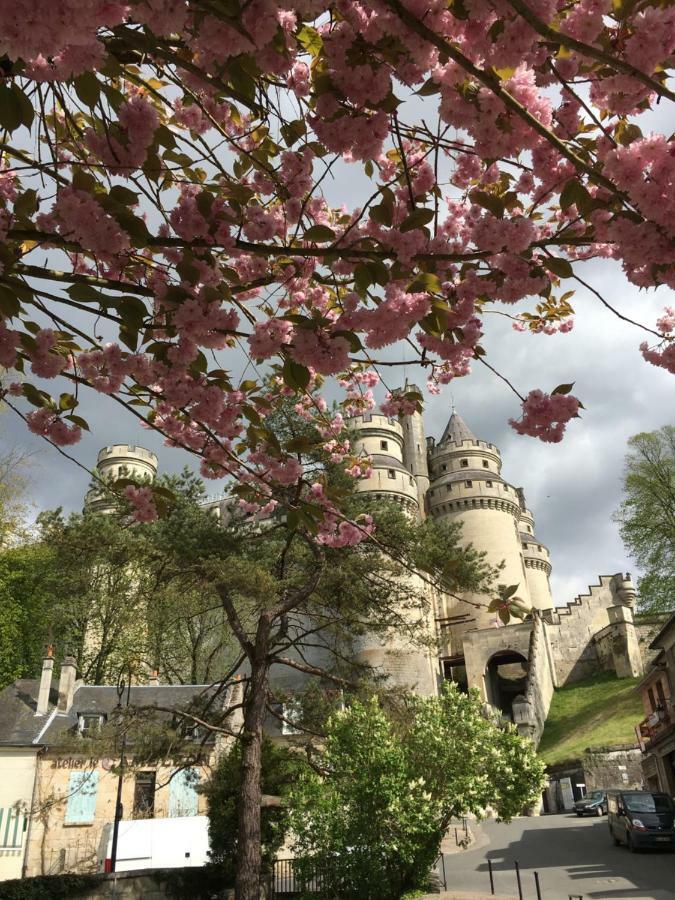 Holiday Home Castle View Pierrefonds Exterior photo